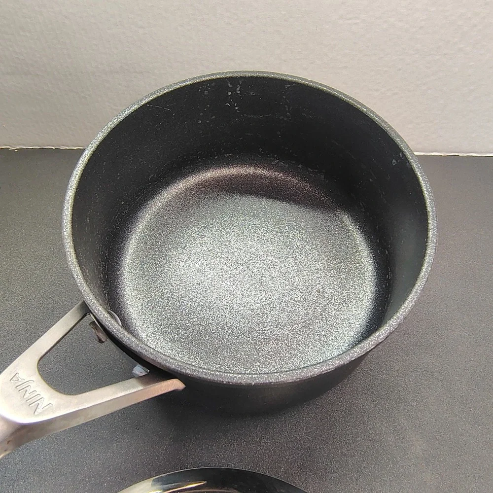 Ninja Foodi NeverStick Saucepan 1.5 QT Black Grey Induction Safe Lid